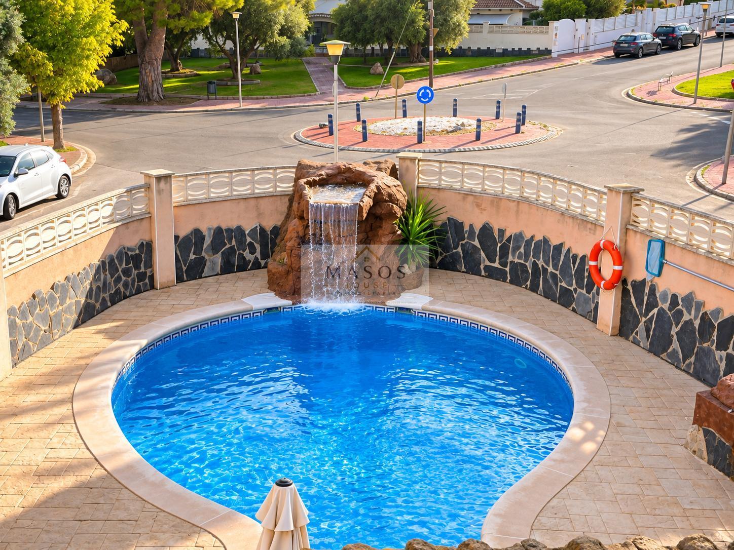 Venta de villa en Coma - Ruga
