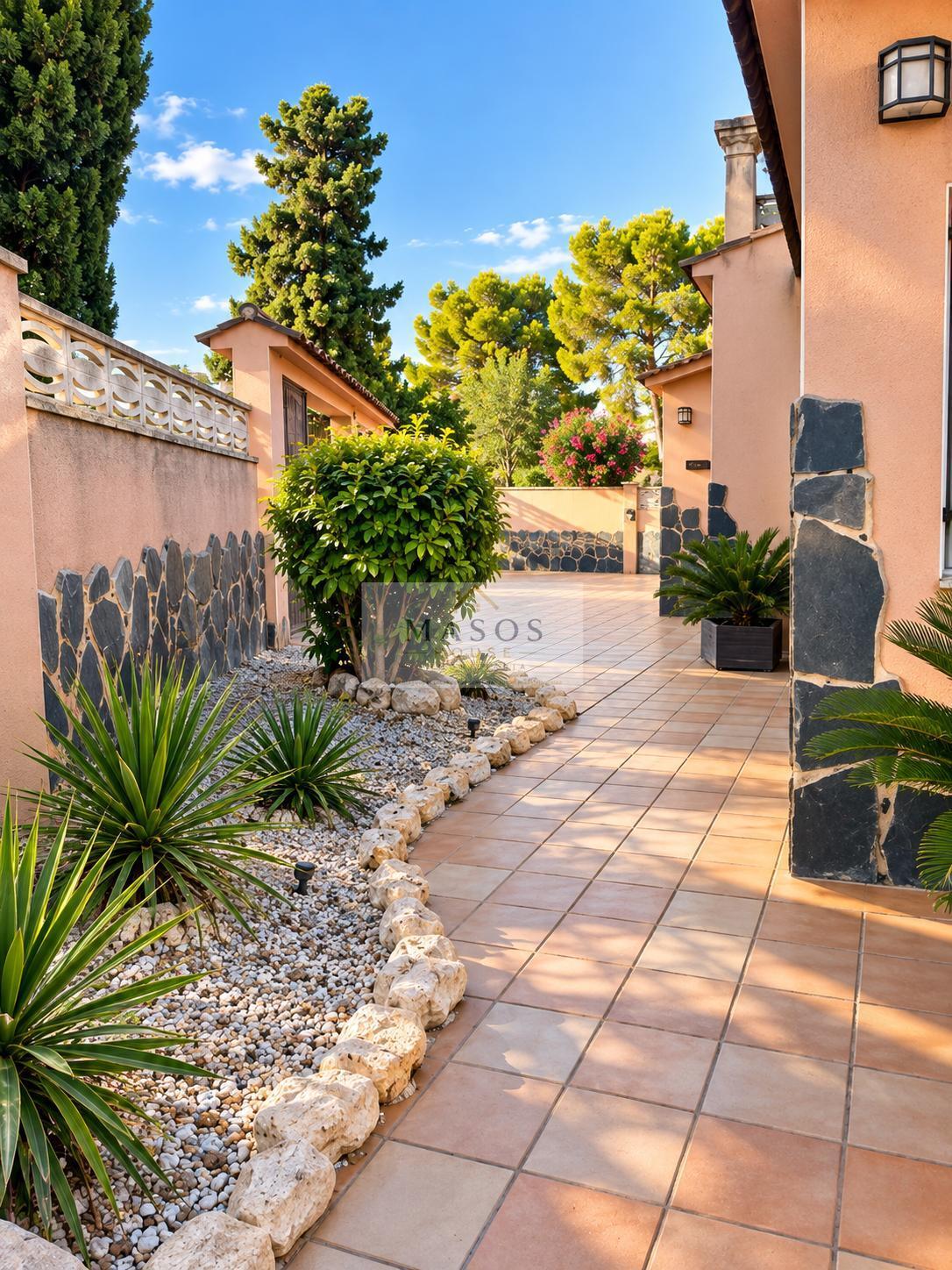 Venta de villa en Coma - Ruga