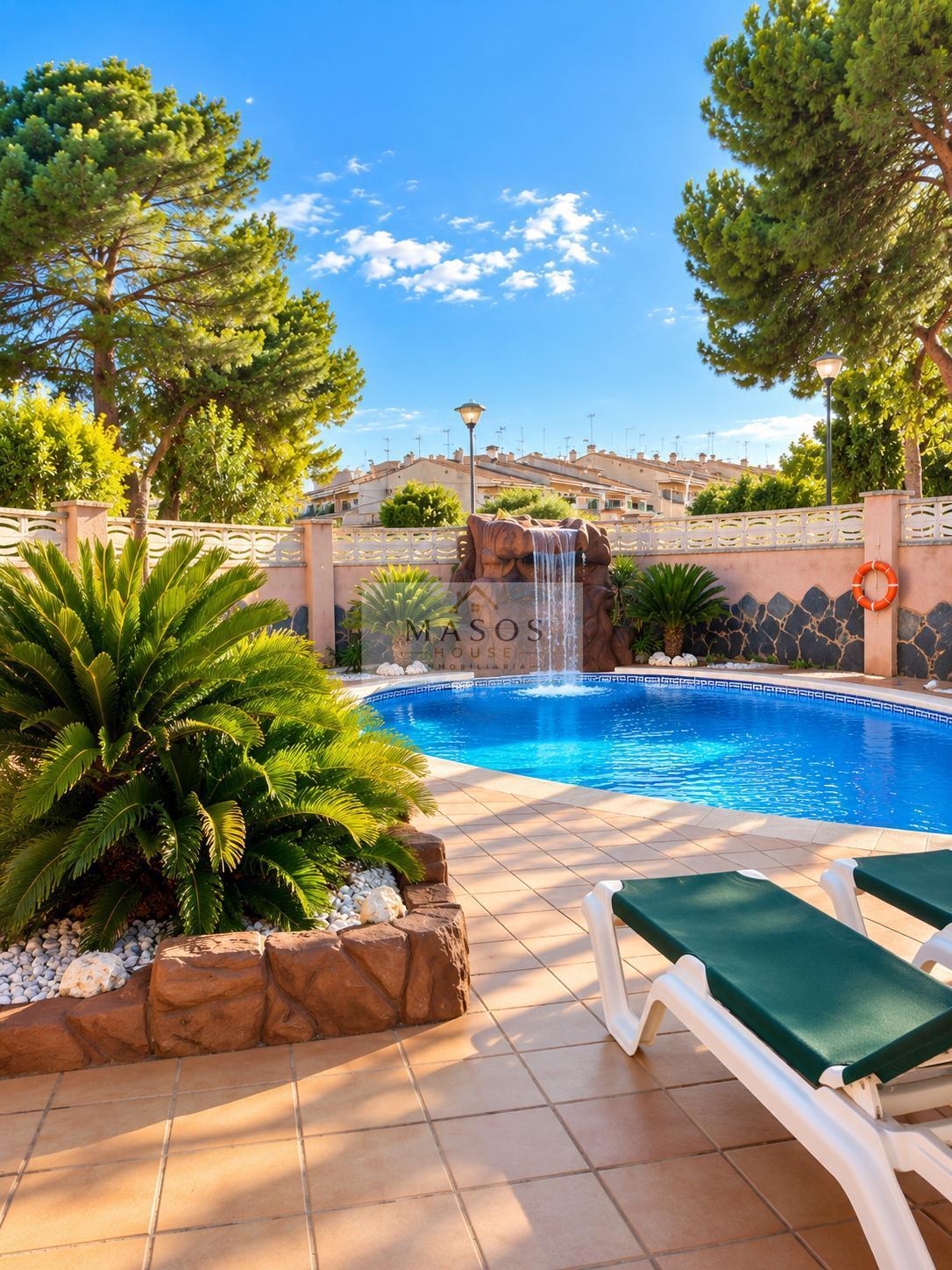 Venta de villa en Coma - Ruga