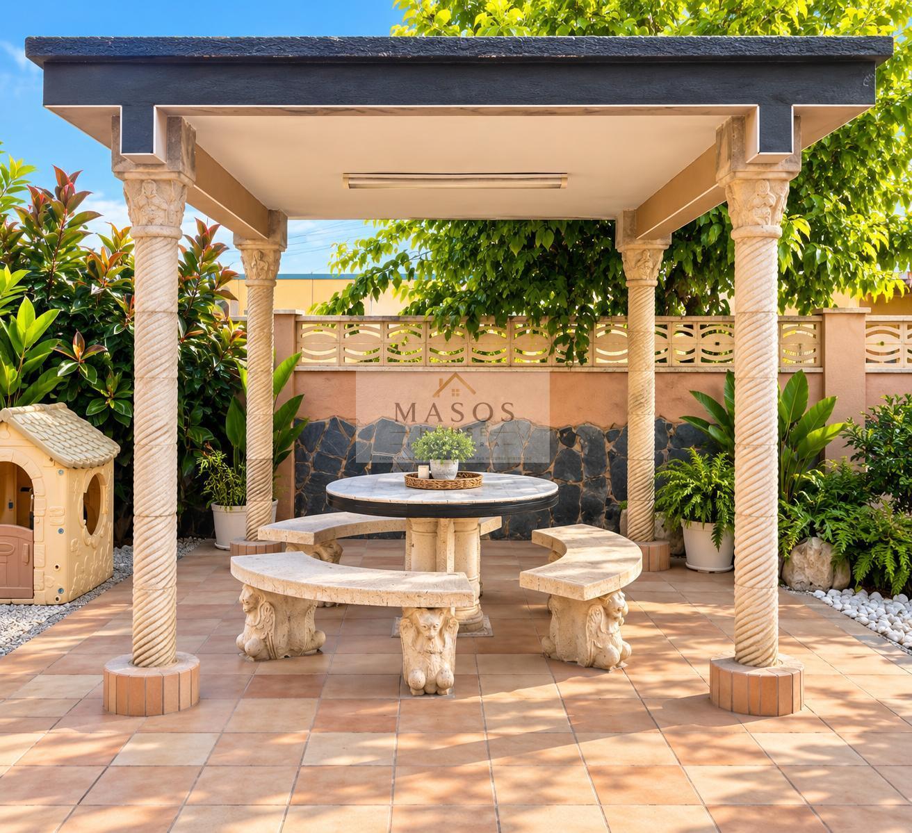 Venta de villa en Coma - Ruga