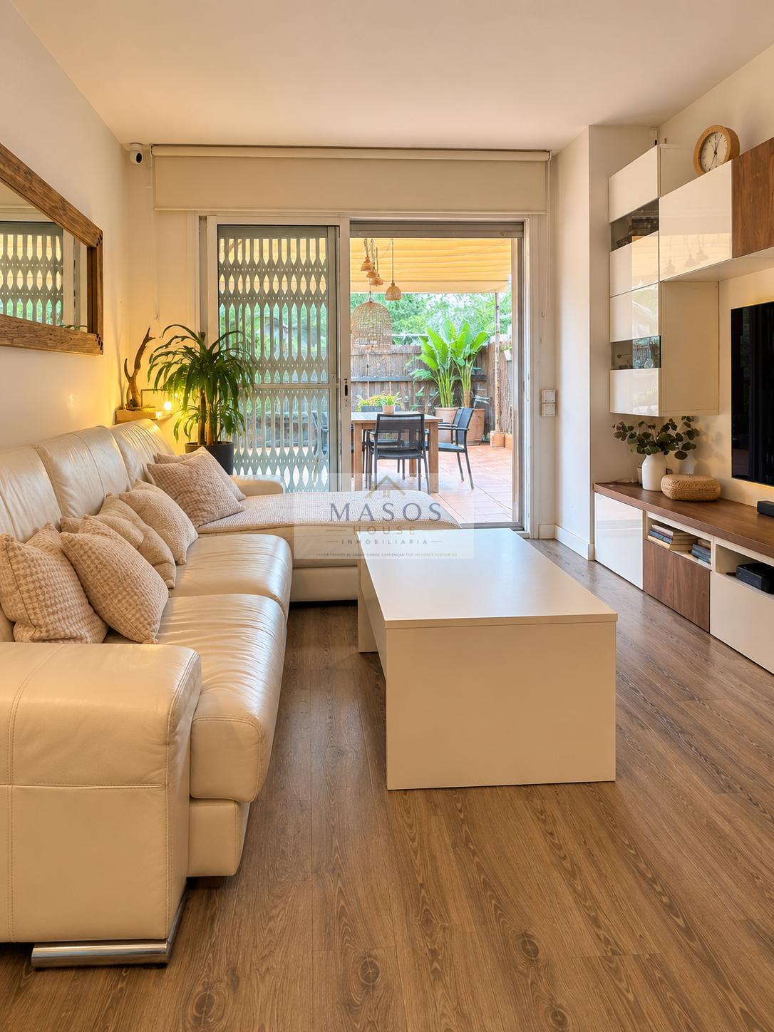 Venta de planta baja en Castelldefels