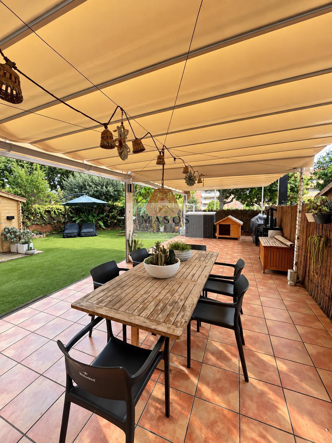 Venta de planta baja en Castelldefels