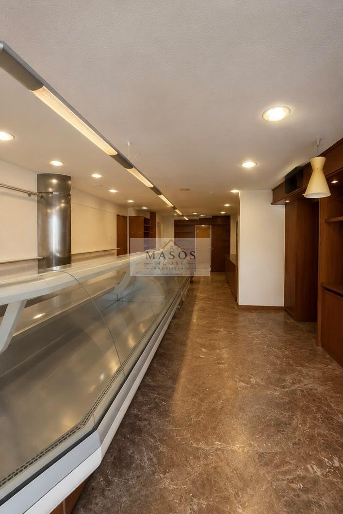 Venta de local en Coma - Ruga