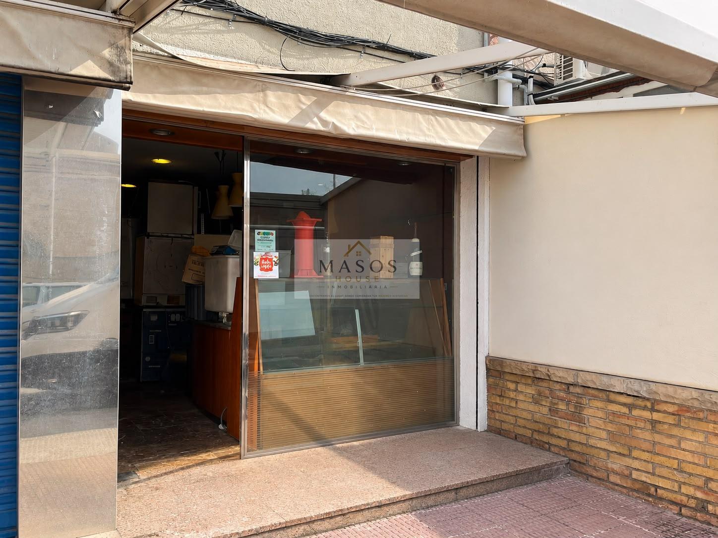Venta de local en Coma - Ruga