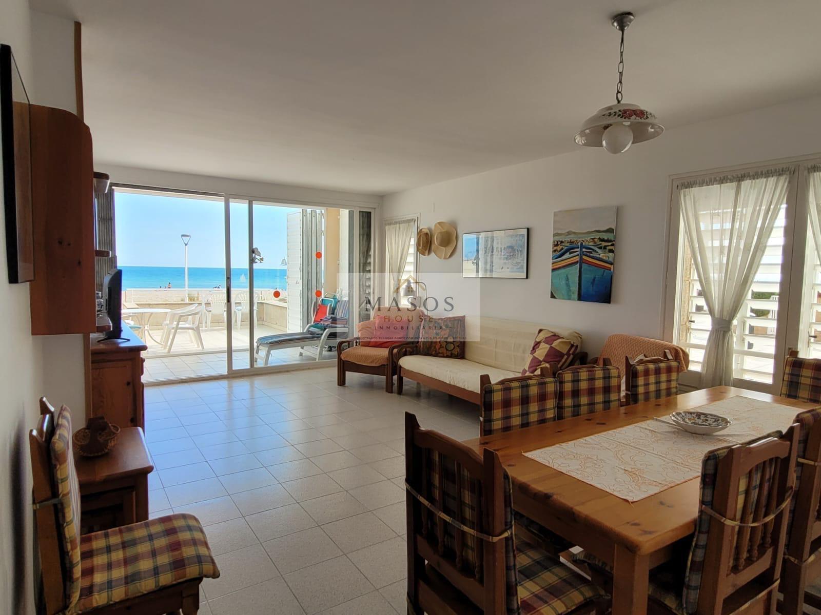 Venta de planta baja en Calafell