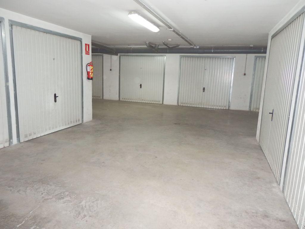 For sale of flat in Churriana de la Vega