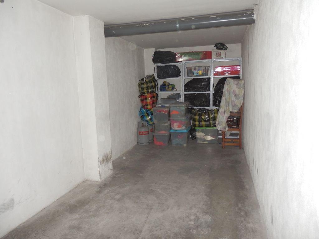 For sale of flat in Churriana de la Vega