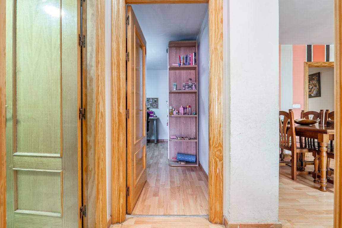 For sale of flat in Churriana de la Vega