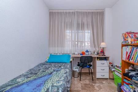 Venta de piso en La Zubia