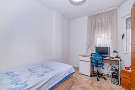 Venta de piso en La Zubia