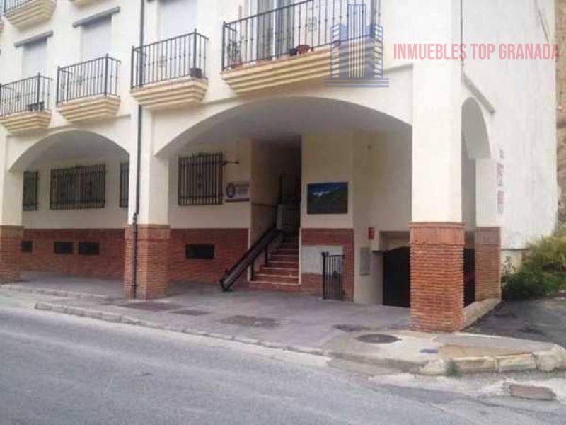 For rent of garage in Güejar Sierra
