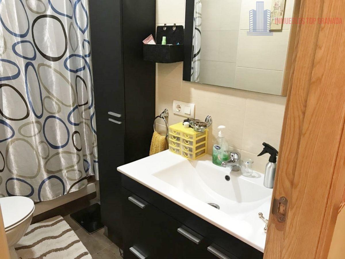 For sale of flat in Atarfe