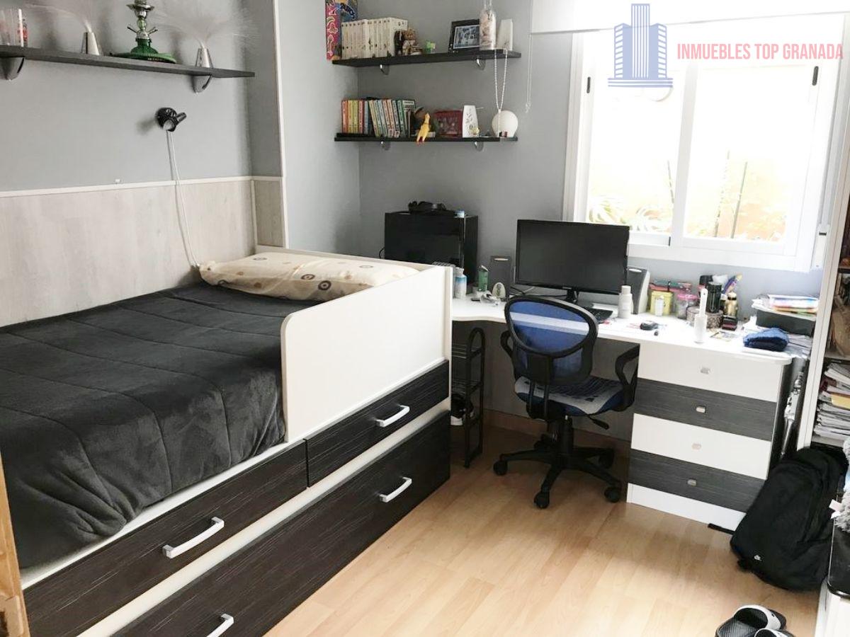 For sale of flat in Atarfe