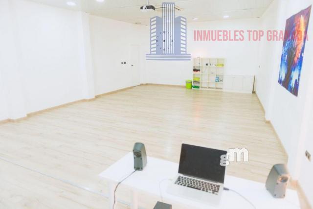 For sale of building in Cúllar Vega