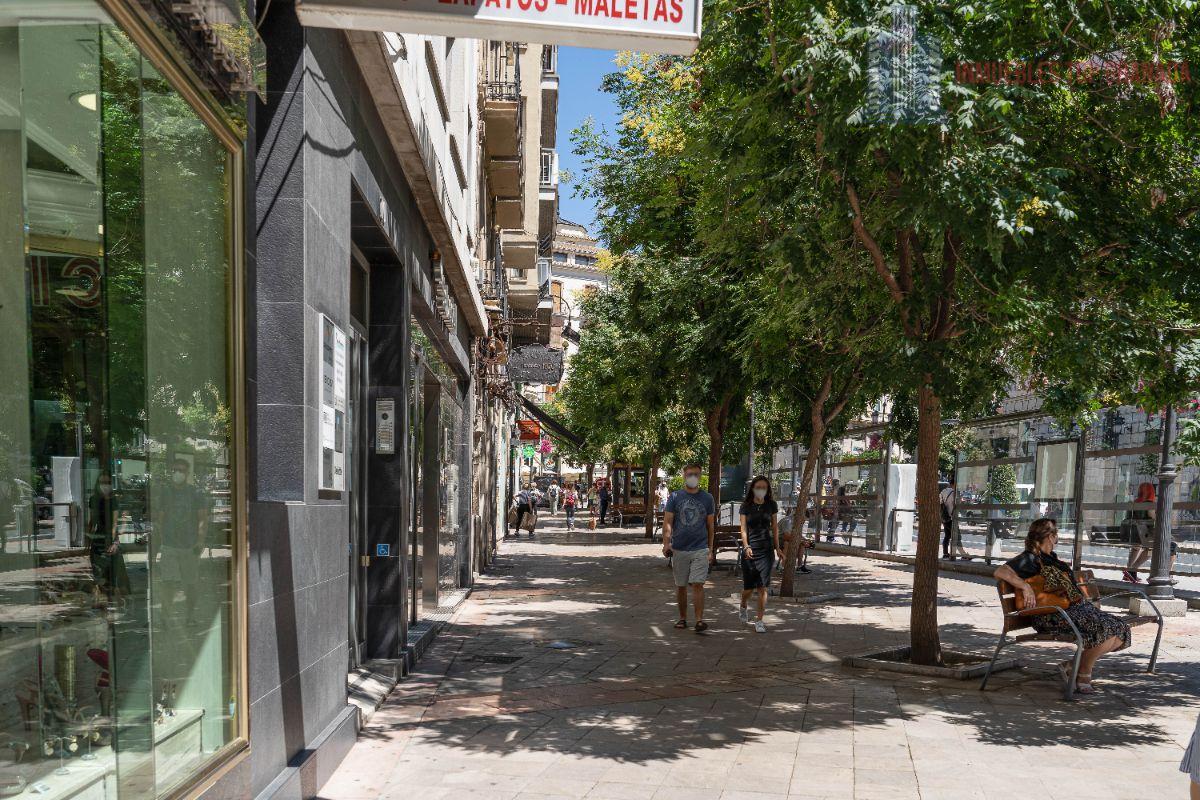 Venta de local comercial en Granada