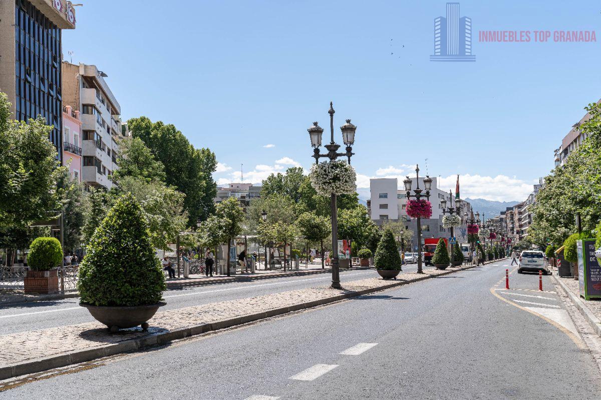 Venta de local comercial en Granada