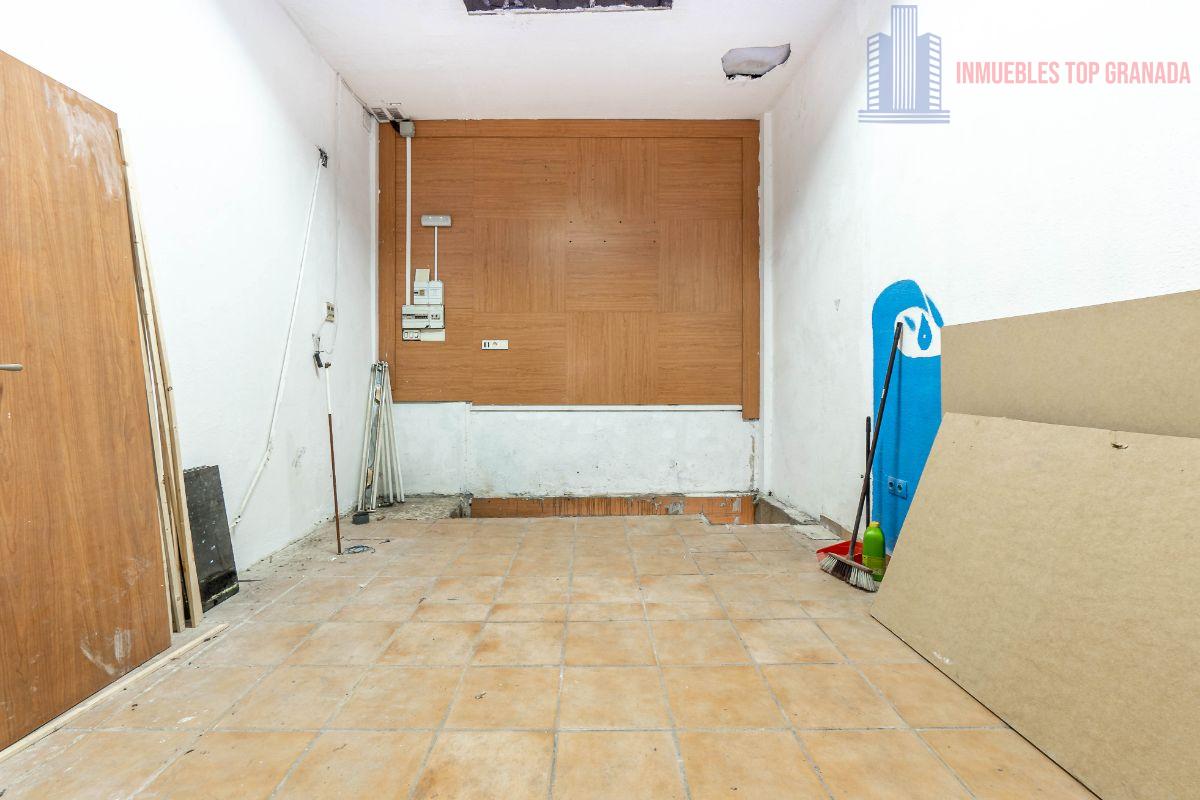 Venta de local comercial en Granada
