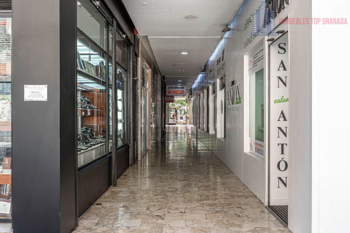 Venta de local comercial en Granada