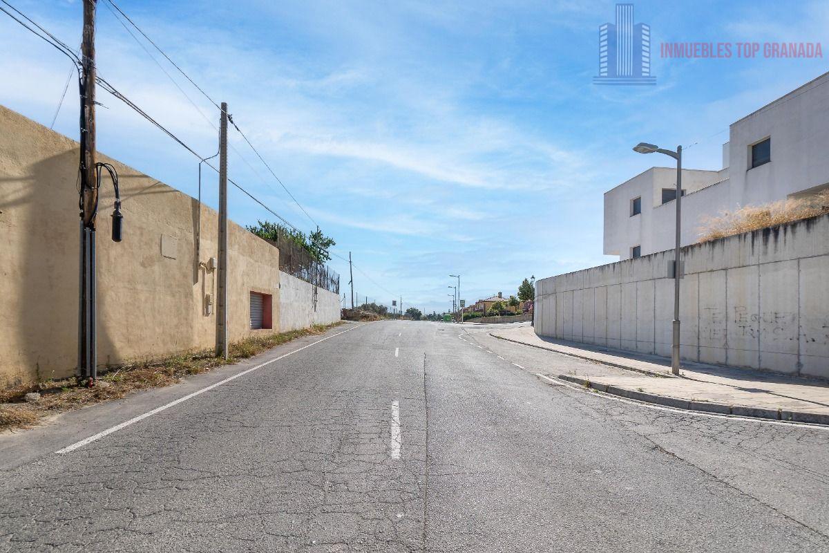 For sale of land in Alhendín