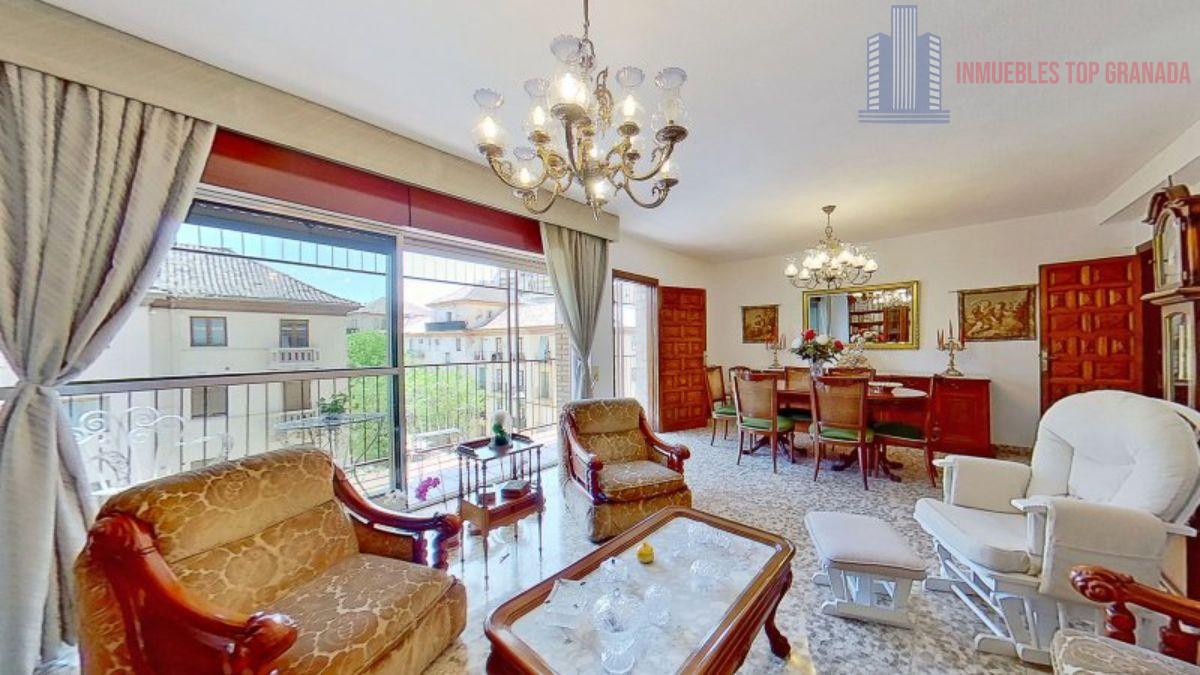 Venta de piso en Granada
