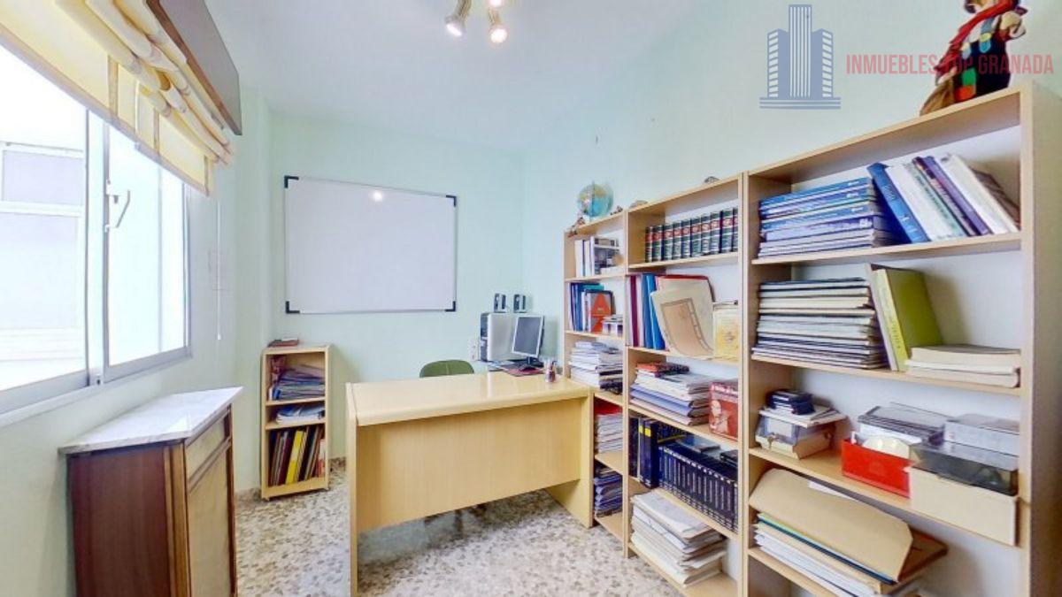 Venta de piso en Granada