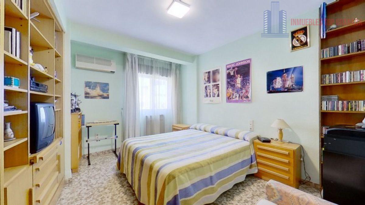 Venta de piso en Granada