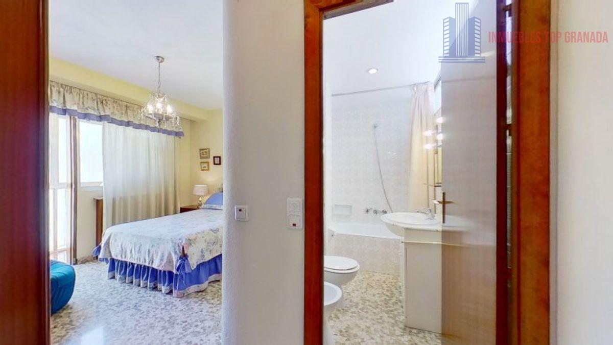 Venta de piso en Granada