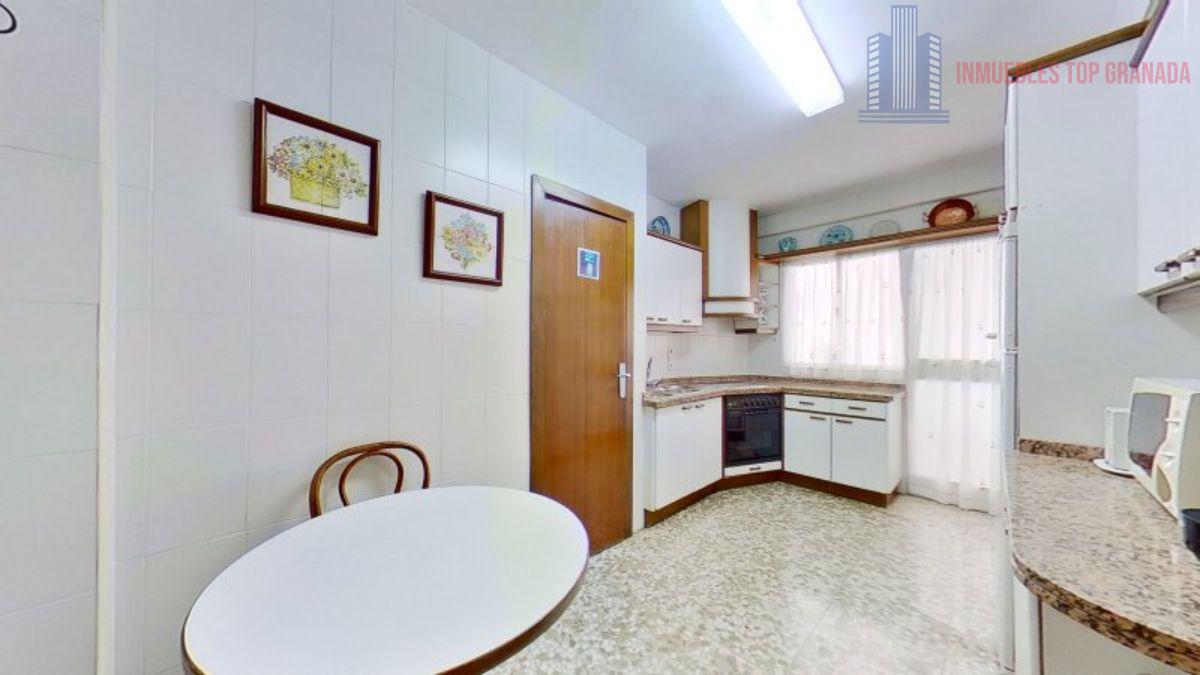 Venta de piso en Granada