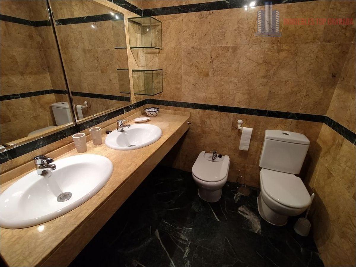 For rent of flat in Granada