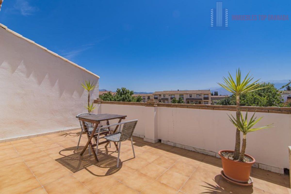 For sale of house in Cúllar Vega