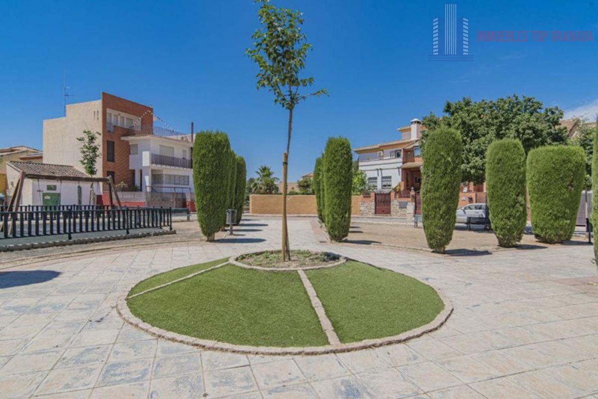 For sale of house in Cúllar Vega