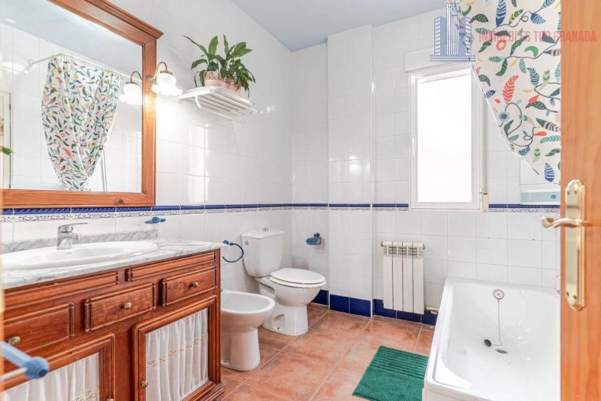 For sale of chalet in Dúrcal