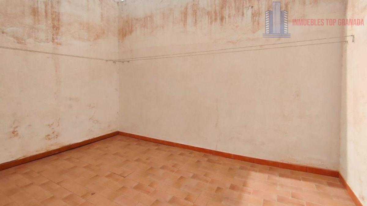 For sale of house in Chimeneas