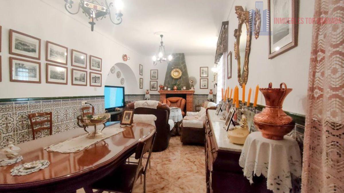 For sale of house in Chimeneas
