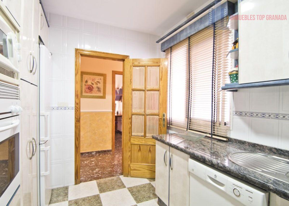 For sale of flat in Motril