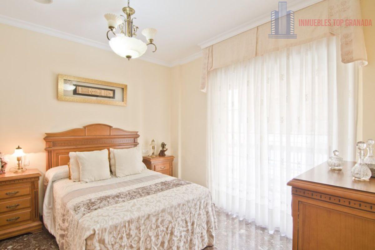 For sale of flat in Motril