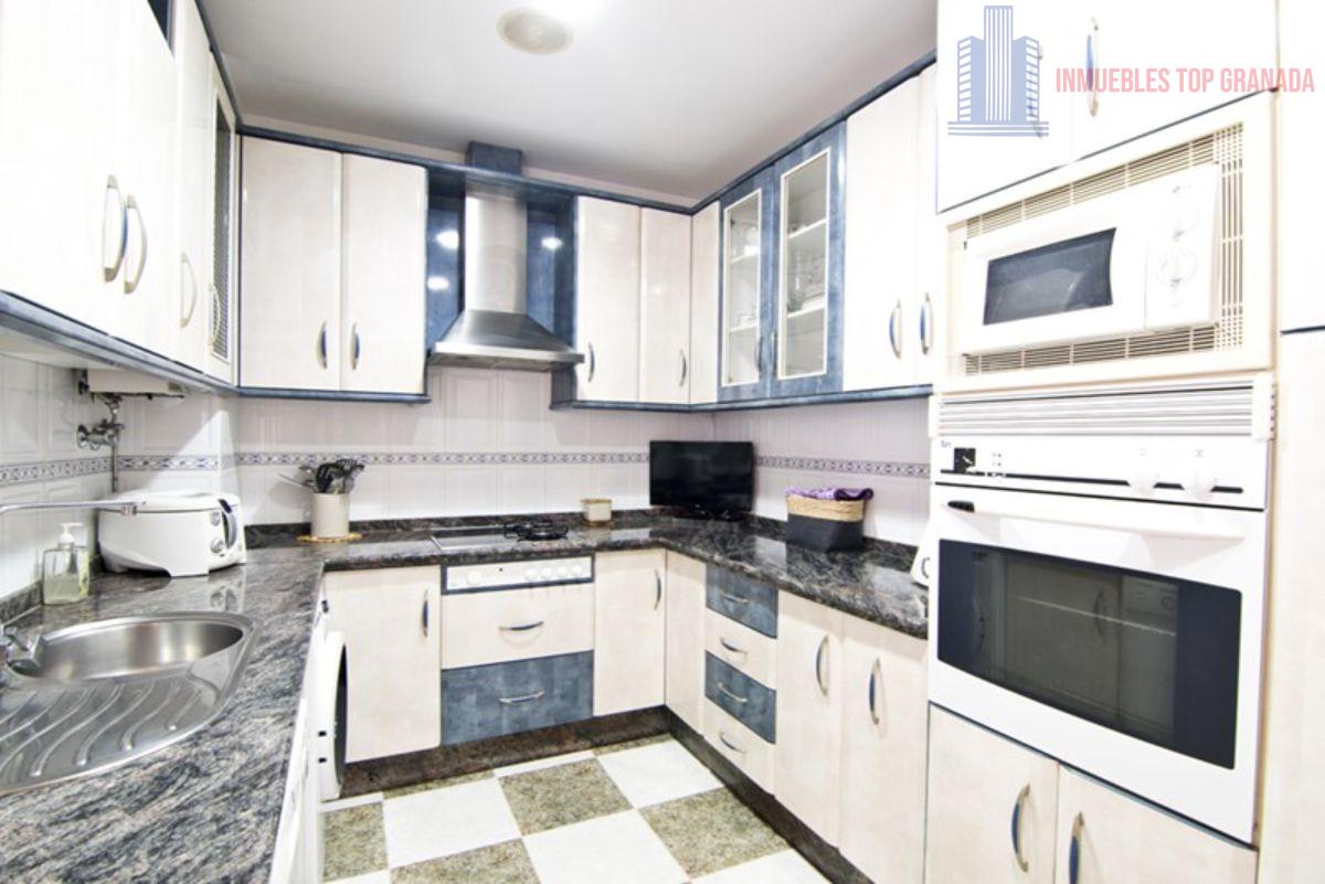 For sale of flat in Motril
