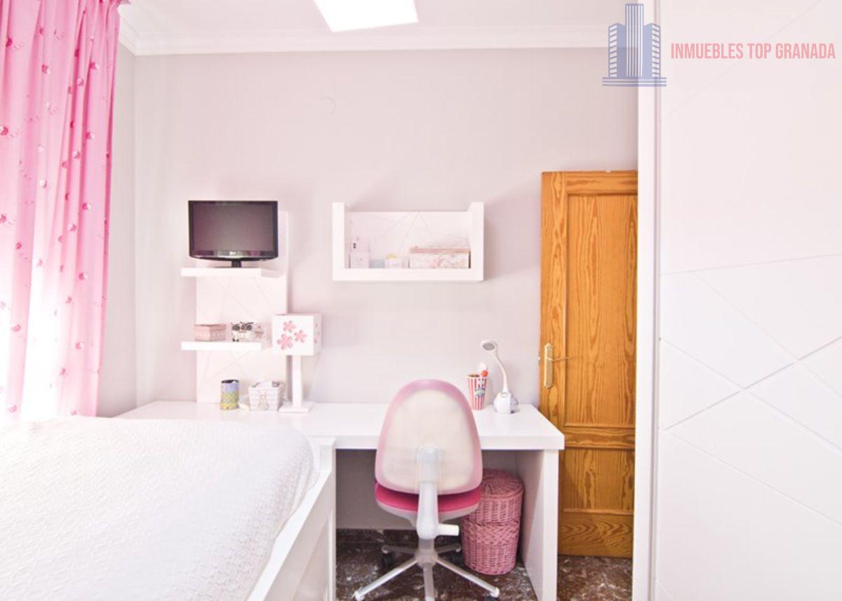 For sale of flat in Motril