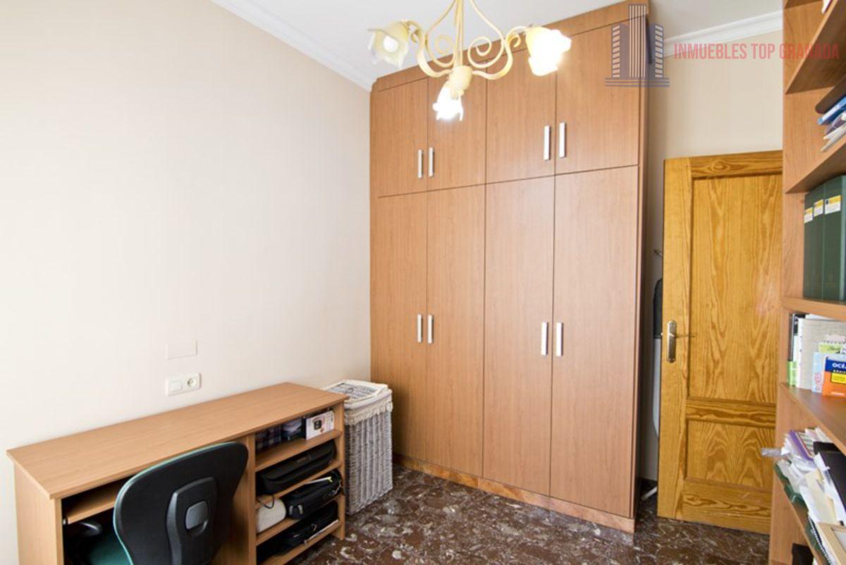 For sale of flat in Motril