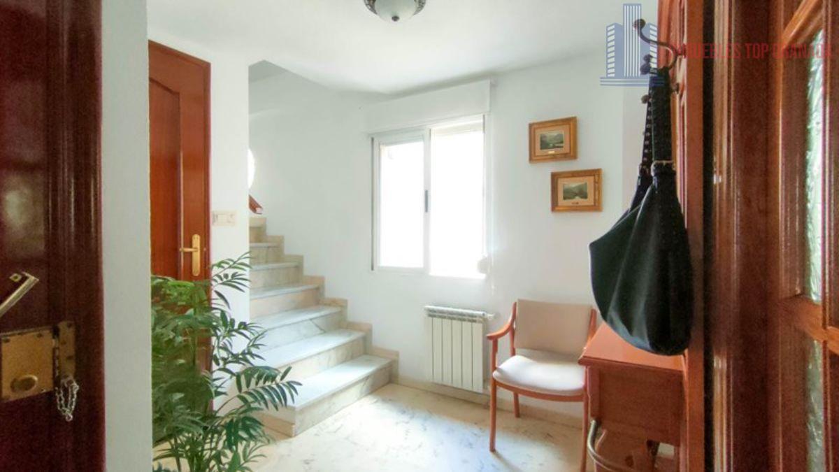 For sale of house in Santa Fe