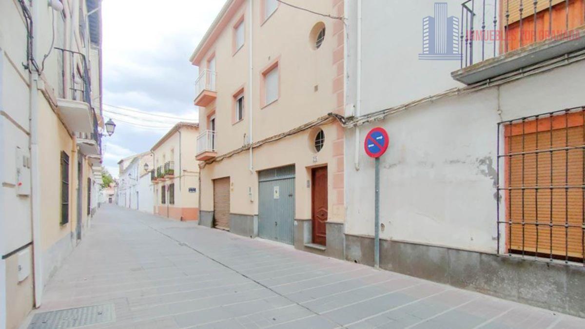 For sale of house in Santa Fe