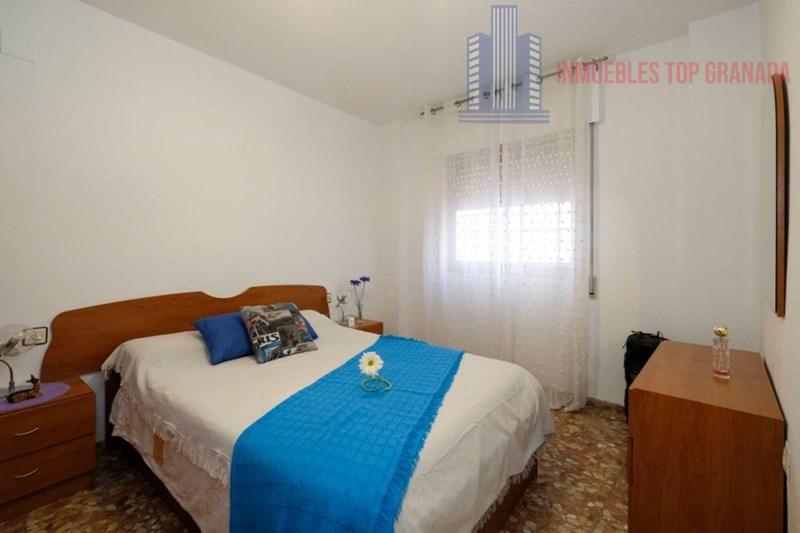 For sale of flat in Maracena