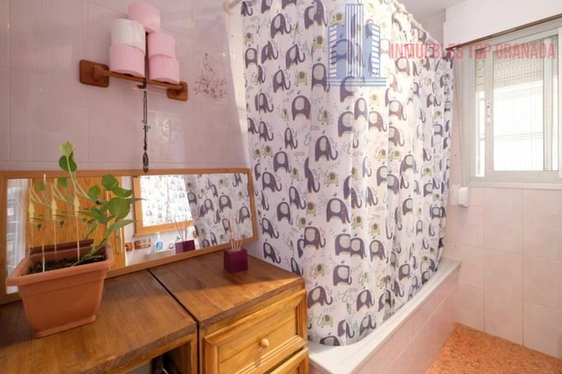 For sale of flat in Maracena
