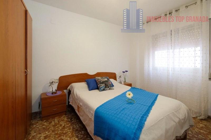 For sale of flat in Maracena