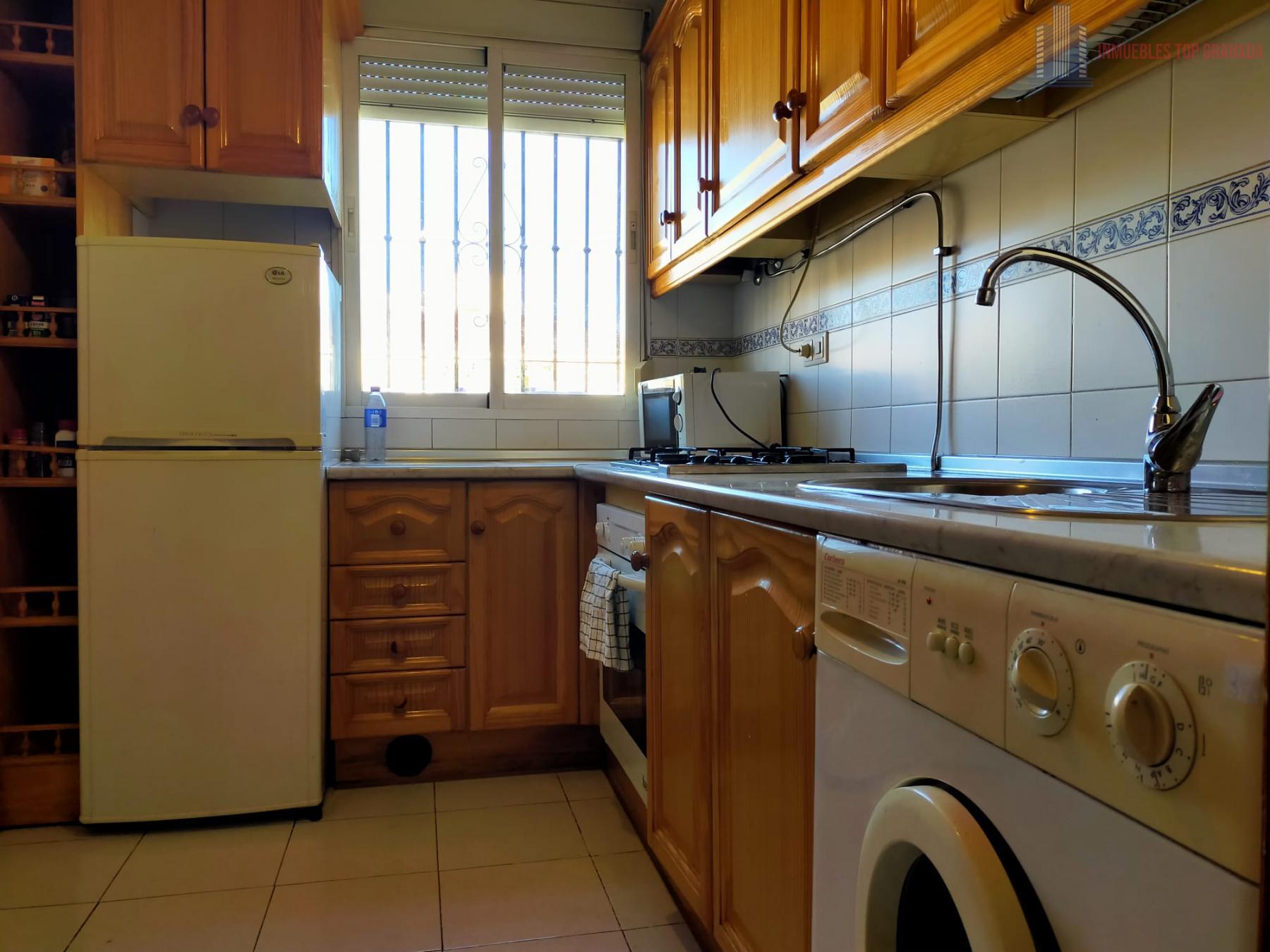 For sale of flat in Las Gabias