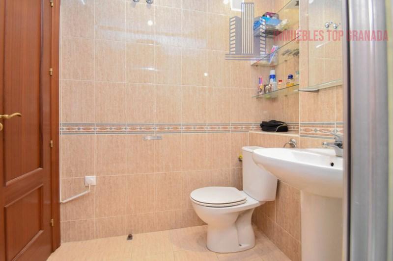 For sale of flat in Atarfe