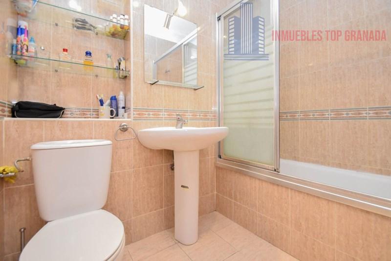 For sale of flat in Atarfe