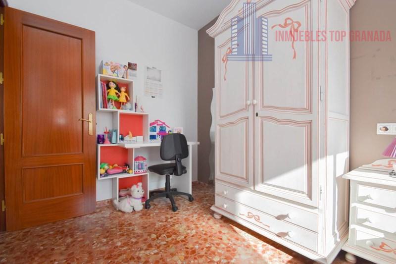 For sale of flat in Atarfe