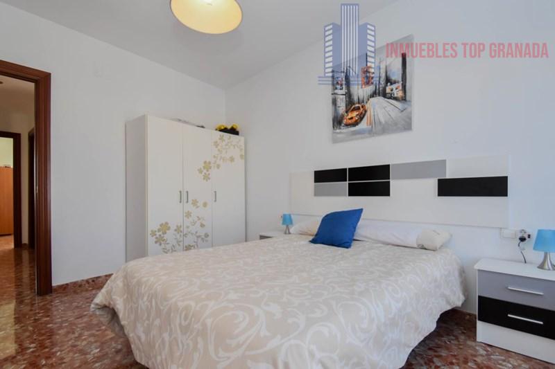 For sale of flat in Atarfe