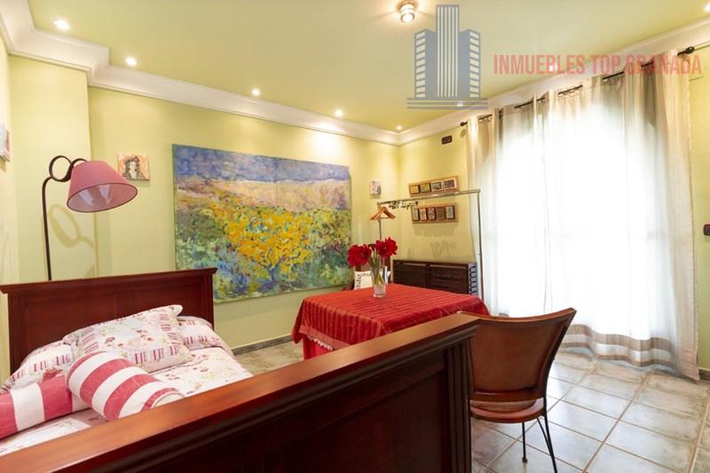 For sale of house in Churriana de la Vega